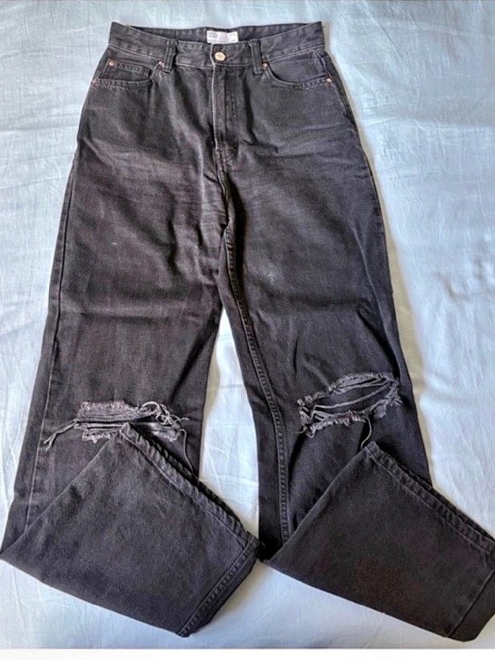 Bershka 90s Wide Leg Distressed Jeans in Black Waist US 4